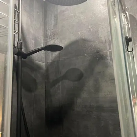 Buttes Chaumont Refait A Neuf Apartment Paris