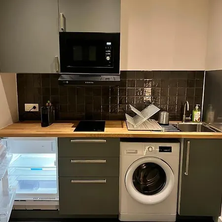 Buttes Chaumont Refait A Neuf Apartment *