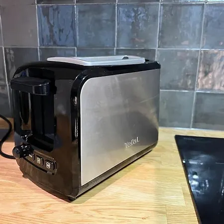 Buttes Chaumont Refait A Neuf *