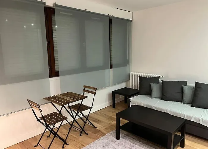 Apartmán Buttes Chaumont Refait A Neuf *